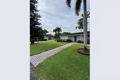 1030 NE 107th St #1030, Miami Shores, FL 33161 - Photo 1