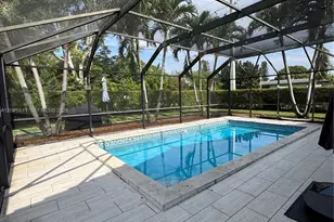 1030 NE 107th St, Miami Shores, FL 33161 - Photo 8