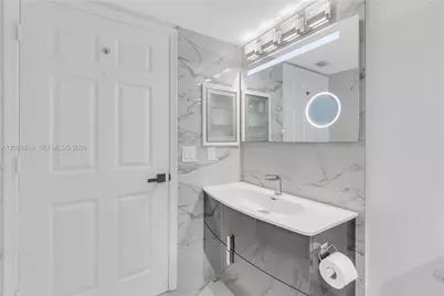 1155 Brickell Bay Dr #PH102, Miami, FL 33131 - Photo 32