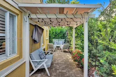 1479 Sunset Way, Weston, FL 33327 - Photo 32