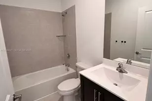 1030 SE 26th Ter, Homestead, FL 33035 - Photo 10