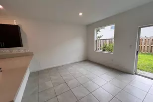 1030 SE 26th Ter, Homestead, FL 33035 - Photo 4