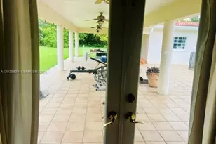 7910 SW 73rd Ct, Miami, FL 33143 - Photo 30