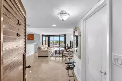 2000 Towerside Ter #908, Miami, FL 33138 - Photo 1