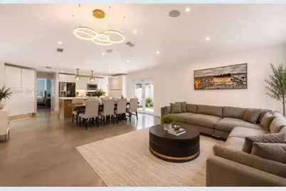 2558 NE 206th Ter, Aventura, FL 33180 - Photo 4