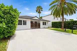 2558 NE 206th Terrace, Aventura, FL 33180 - Photo 2