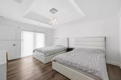 2558 NE 206th Ter, Aventura, FL 33180 - Photo 18