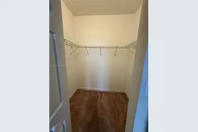 8923 W 35th Ave, Hialeah, FL 33018 - Photo 10