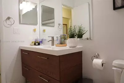 453 Lakeview Dr #2, Weston, FL 33326 - Photo 30
