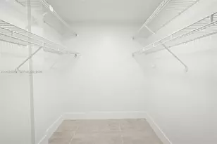 10090 NW 80th Ct, Hialeah Gardens, FL 33016 - Photo 18