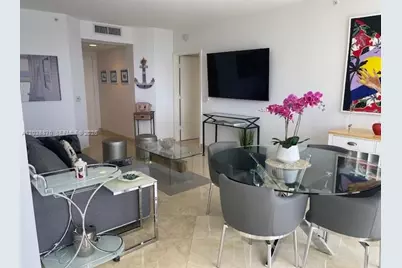 4779 Collins Ave #706, Miami Beach, FL 33140 - Photo 2