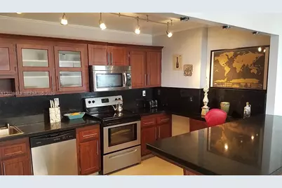 600 NE 36th St #603, Miami, FL 33137 - Photo 6