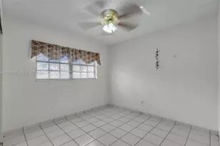 8805 NW 114th Terrace, Hialeah Gardens, FL 33018 - Photo 16