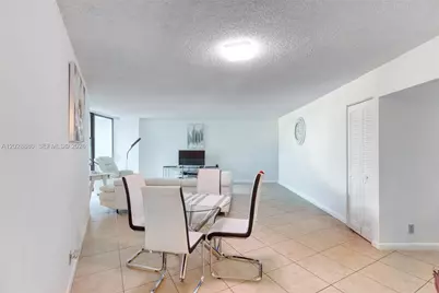 800 Parkview Dr #311, Hallandale Beach, FL 33009 - Photo 6