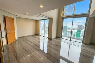92 SW 3rd St, Miami, FL 33130 - Photo 10