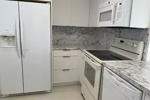 14170 SW 84th St, Miami, FL 33183 - Photo 8