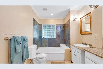 623 NE 17th Way, Fort Lauderdale, FL 33304 - Photo 14
