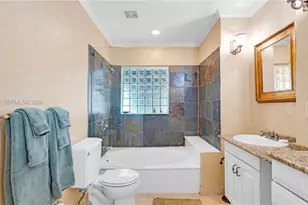 623 NE 17th Way, Fort Lauderdale, FL 33304 - Photo 16