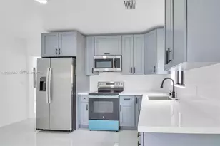 85 SW 30th Ave, Miami, FL 33135 - Photo 14