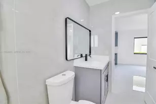 85 SW 30th Ave, Miami, FL 33135 - Photo 16