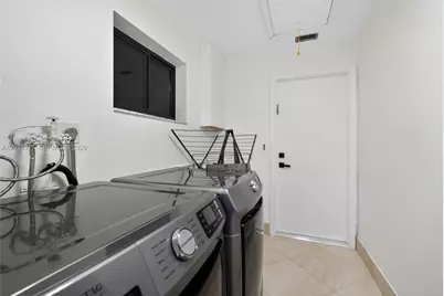 1310 SW 26th Ave, Deerfield Beach, FL 33442 - Photo 18