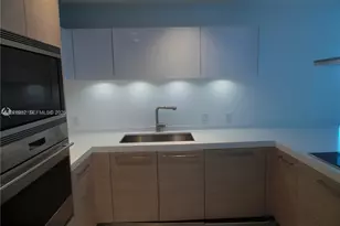17111 N Biscayne Blvd, North Miami Beach, FL 33160 - Photo 38