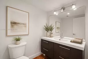 900 Bay Dr, Miami Beach, FL 33141 - Photo 20