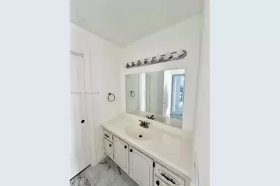 2101 S Ocean Dr #306, Hollywood, FL 33019 - Photo 12