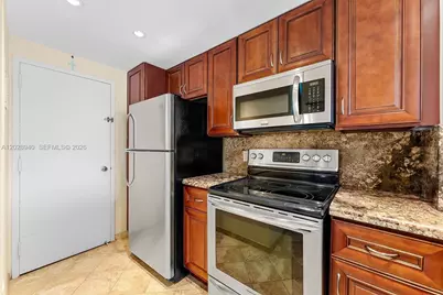 1965 S Ocean Dr #3L, Hallandale Beach, FL 33009 - Photo 6