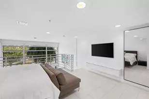 421 Meridian Ave, Miami Beach, FL 33139 - Photo 22