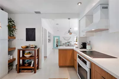 528 NE 72nd St, Miami, FL 33138 - Photo 28