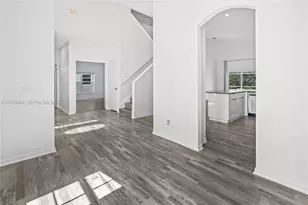 434 Castlemain, Davenport, FL 33897 - Photo 4