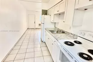 717 SW 13th Ave, Fort Lauderdale, FL 33312 - Photo 10