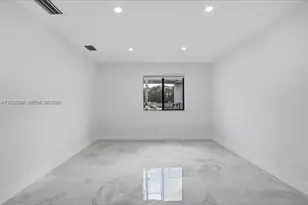 1411 NW 40th St, Miami, FL 33142 - Photo 10