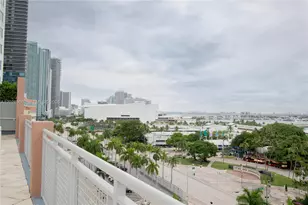 253 NE 2nd St, Miami, FL 33132 - Photo 14