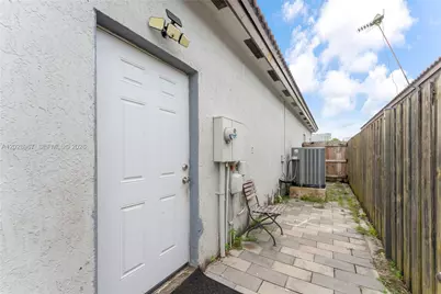 28021 SW 133rd Pl, Homestead, FL 33033 - Photo 32
