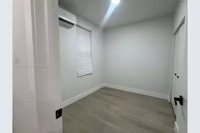 2425 SW 6th St #6, Miami, FL 33135 - Photo 8