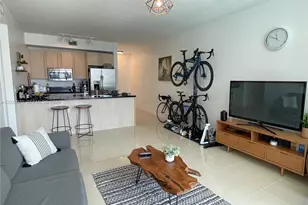 79 SW 12th St, Miami, FL 33130 - Photo 8