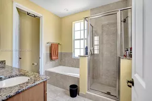 823 NW 82nd Ln, Boca Raton, FL 33487 - Photo 64