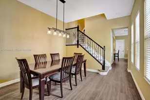 823 NW 82nd Ln, Boca Raton, FL 33487 - Photo 36