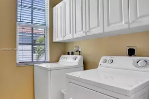 823 NW 82nd Ln, Boca Raton, FL 33487 - Photo 62