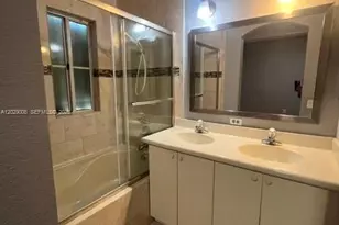 8258 NW 108th Pl, Doral, FL 33178 - Photo 22