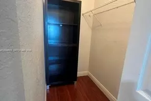 8258 NW 108th Pl, Doral, FL 33178 - Photo 18