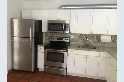 1100 SW 10th St #1, Miami, FL 33130 - Photo 4