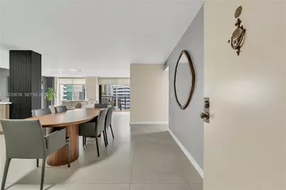 1450 Brickell Bay Dr #1815, Miami, FL 33131 - Photo 6