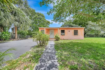 16221 NW 18th Ct, Miami Gardens, FL 33054 - Photo 4