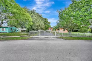 16221 NW 18th Ct, Miami Gardens, FL 33054 - Photo 2