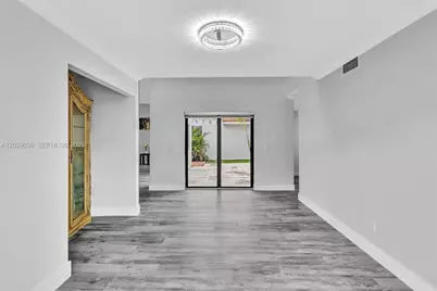17532 NW 61st Ct N, Hialeah, FL 33015 - Photo 18