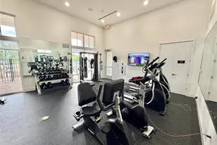 2462 NW 131st Cir, Miami, FL 33167 - Photo 36