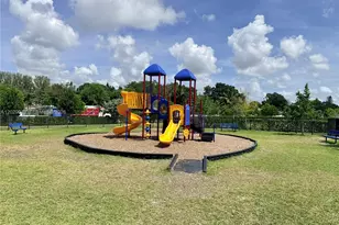 2462 NW 131st Cir, Miami, FL 33167 - Photo 38